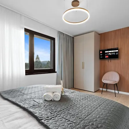 Grand Apartment